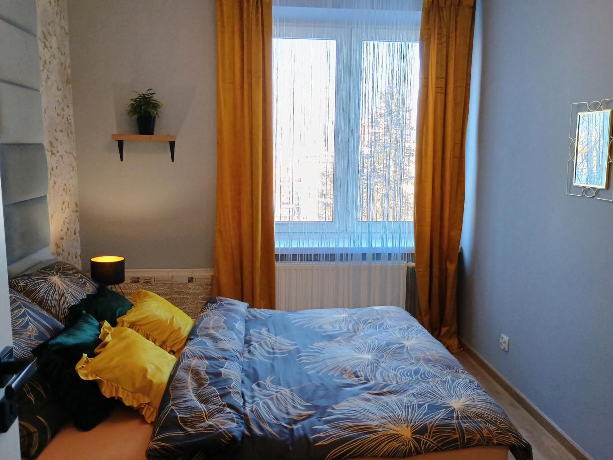 Apartament Em Кросно Екстериор снимка