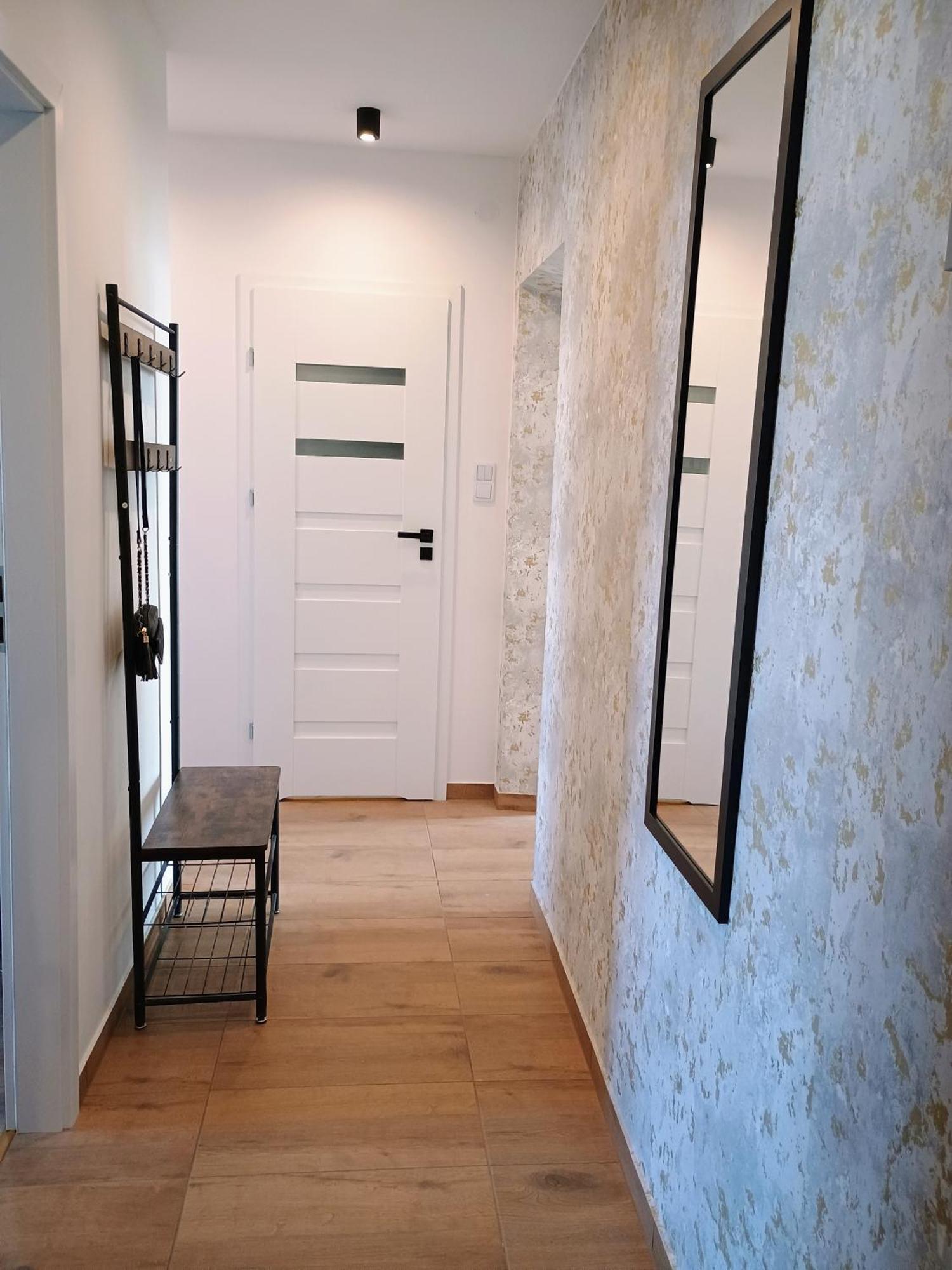Apartament Em Кросно Екстериор снимка