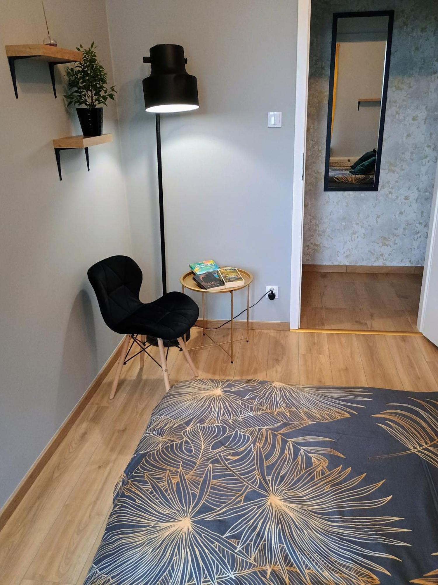 Apartament Em Кросно Екстериор снимка